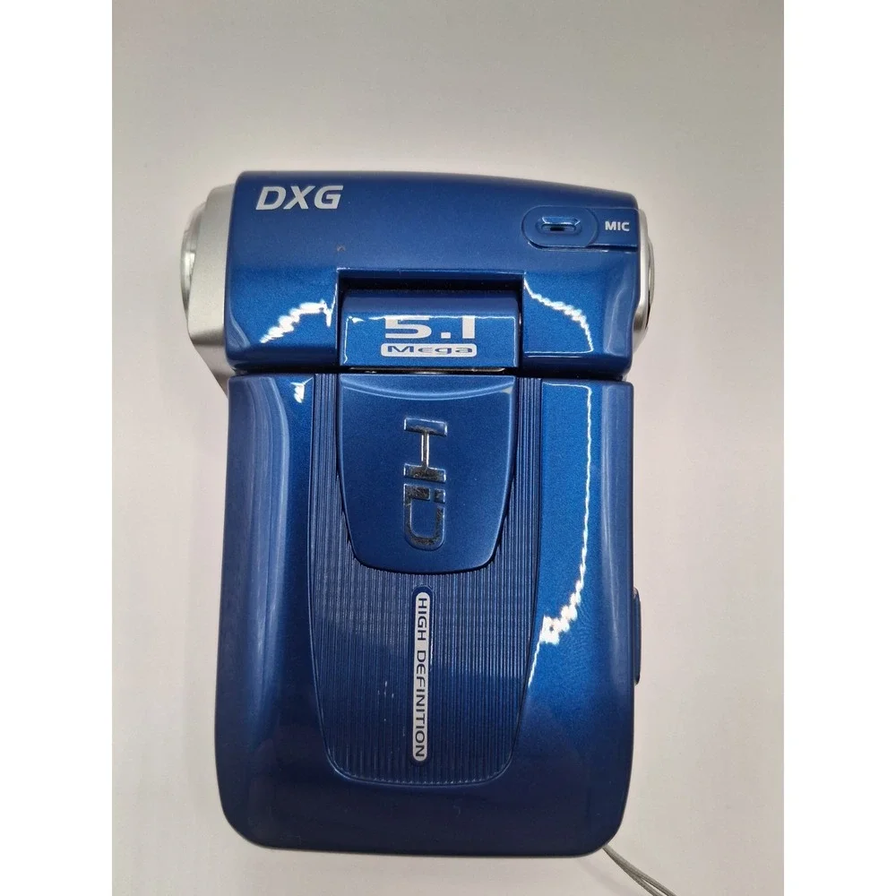 DXG-579V HD 2.4 LCD Blue Digital Video Camera USB Untested F 3.2 / 7.5mm 4x Zoom